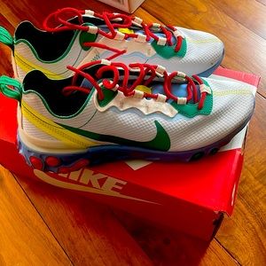 Men’s size 8 Nike React Sneakers